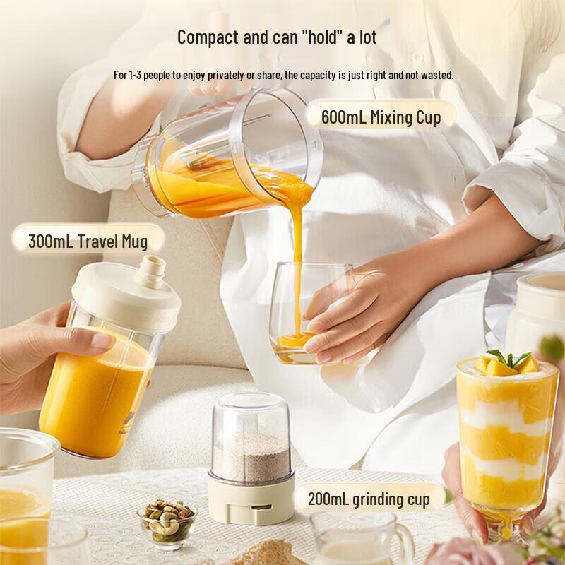 Bear Multi-Function Portable Juicer & Food Processor CN plug (adapter included)