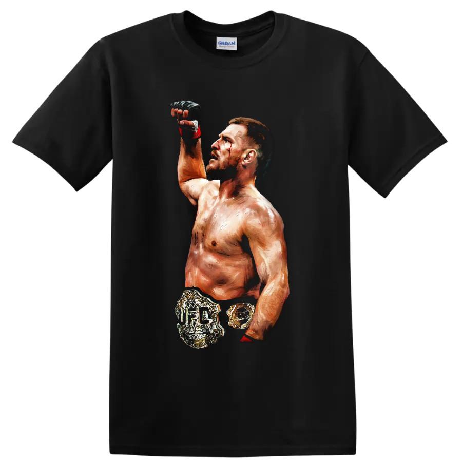 T-shirt Campione MMA Jan Blachowicz con Grafica Cintura d'Oro Victory Tee