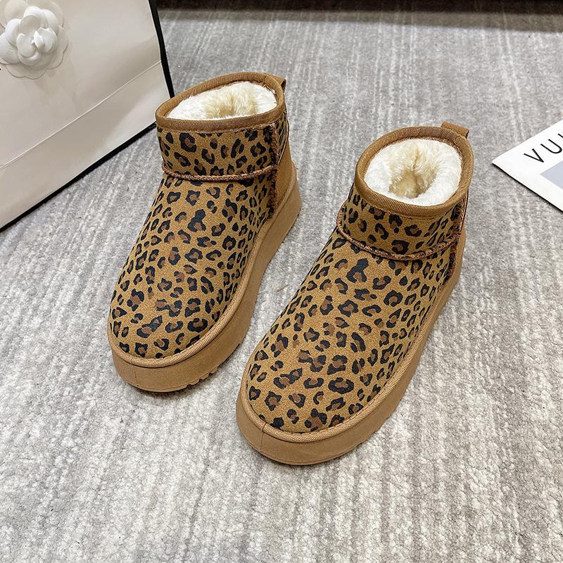2024 Women's Velvet Thick Bottom Soft Bottom Leopard Pattern Winter Velvet Thick Leopard Pattern Flat Bottom Snow Boots