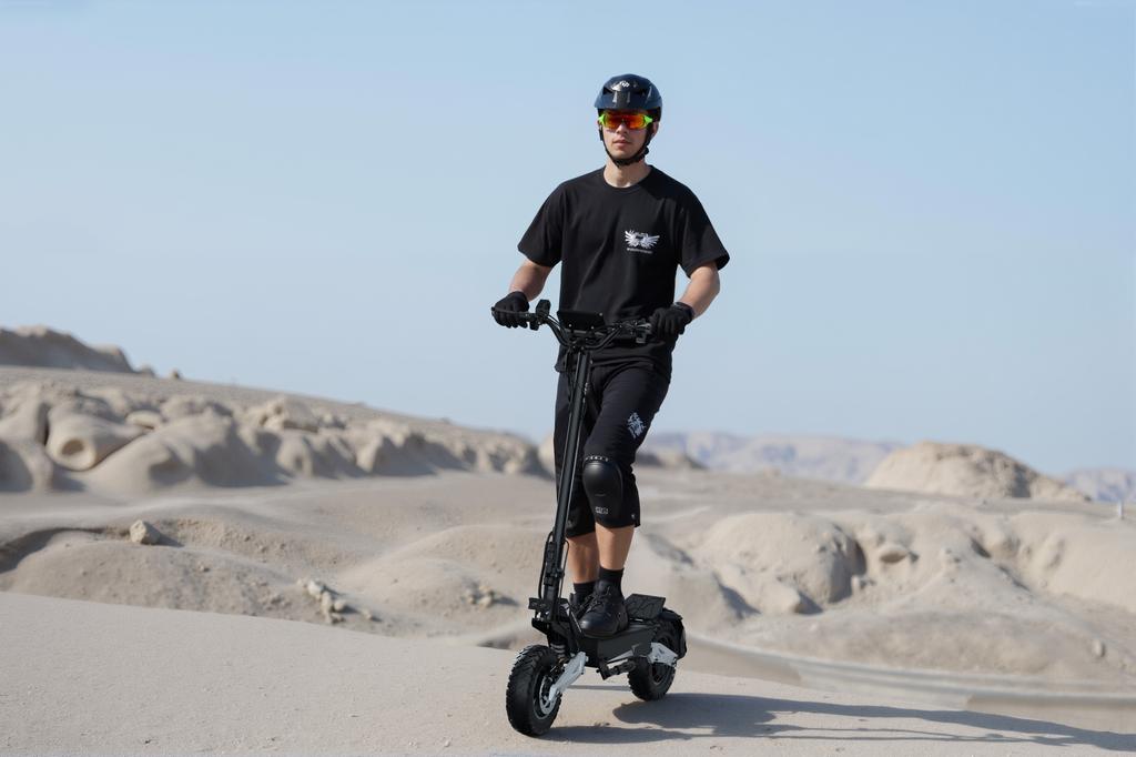 Electric Scooter, OOTD T10 Scooter,Max 900W Motor 48V 13.5Ah Battery, 45-60km Range, 11 Inch All-Terrain 50KM/H