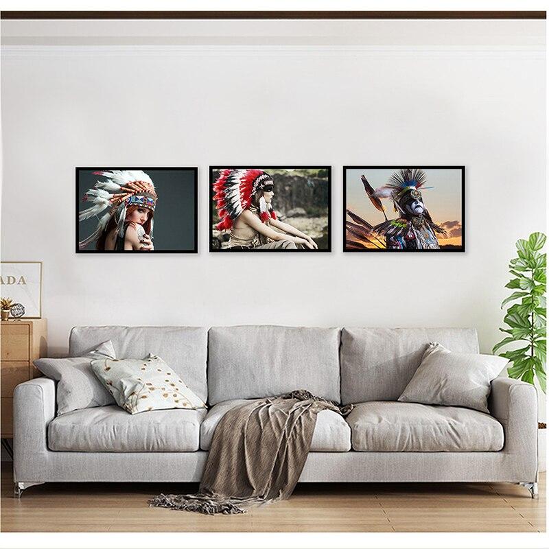 Ragazza con piuma Arte indiana Tema Pittura decorativa Decorazione domestica Tela Figura Dipinti murali per la decorazione del soggiorno
