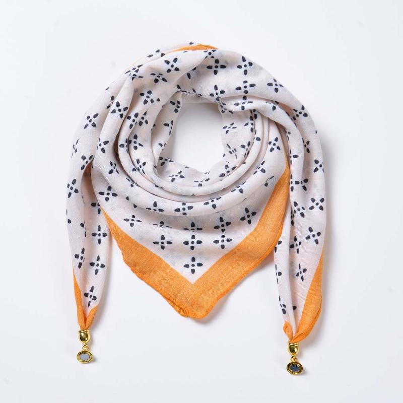 Ladies Warm Magnetic Triangle Neck Protection Scarf Premium Versatile Velvet Decorative Scarf Scarf
