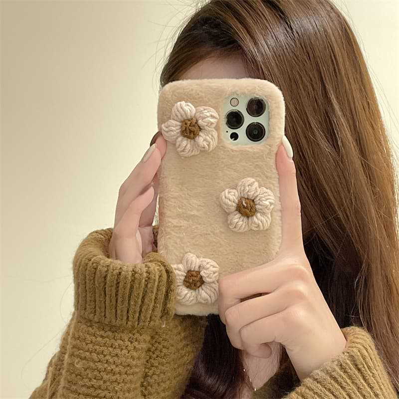 ins autumn and winter plush for Apple 17 mobile phone case iPhone16promax flower 15 cute 14 protective case