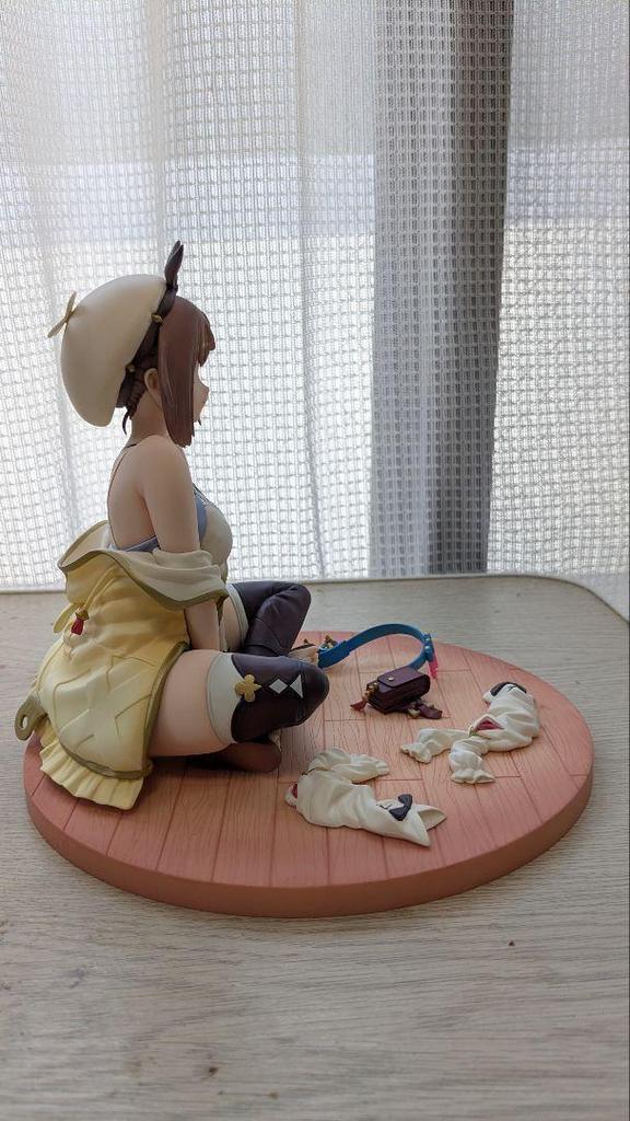 [USED] Phat Company Liza Figure