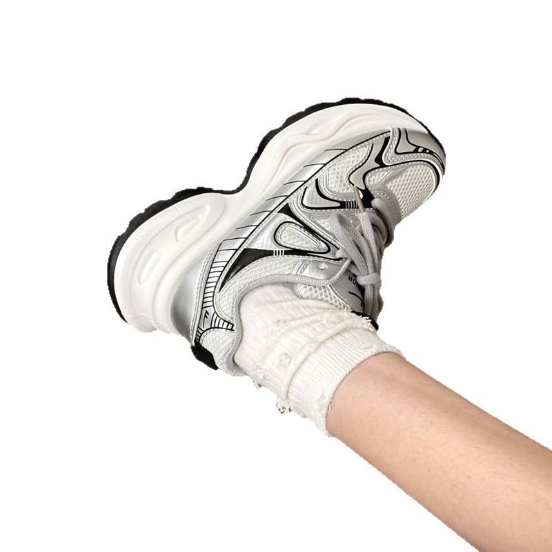 Scarpe Sportive Casual da Donna HuiLi con Suola Chunky Argentata - Stile Autunno/Inverno 2025