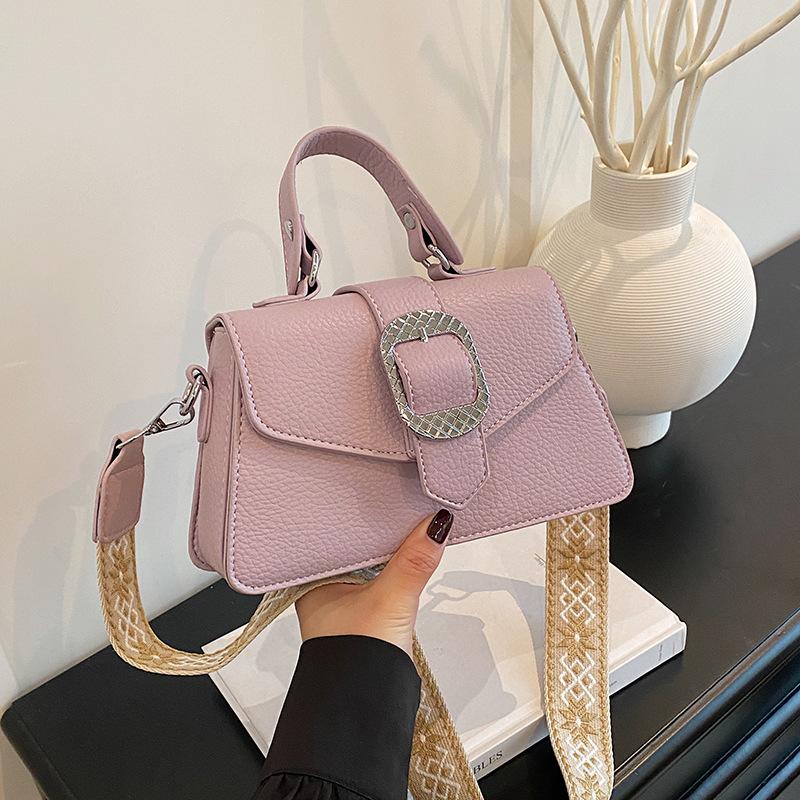 Retro Portable Small Square Bag Women's Bag 2025 New Fashion Shoulder Bag Versatile Premium Texture Messenger Bag