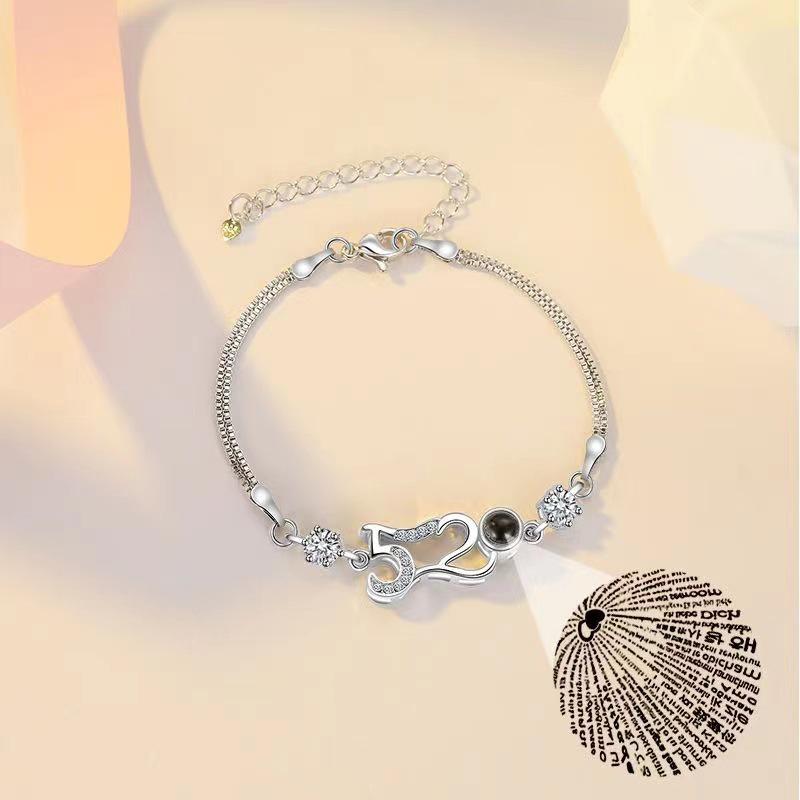 European & American 100 Languages Projection Bracelet - Stylish & Versatile Design
