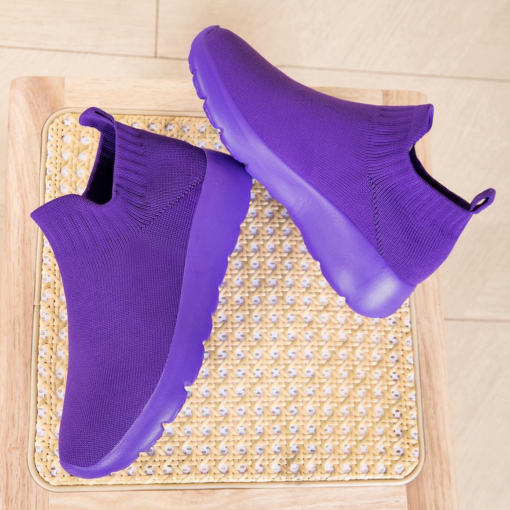 Supply large size women's shoes, fly-woven breathable and lightweight soft-soled casual shoes, sports shoes, running shoes