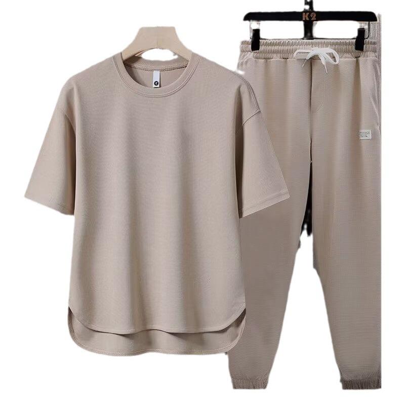 "2024 Sommer Herren Einfarbiges T-Shirt & Shorts Zweiteiler - Japanischer Trend"