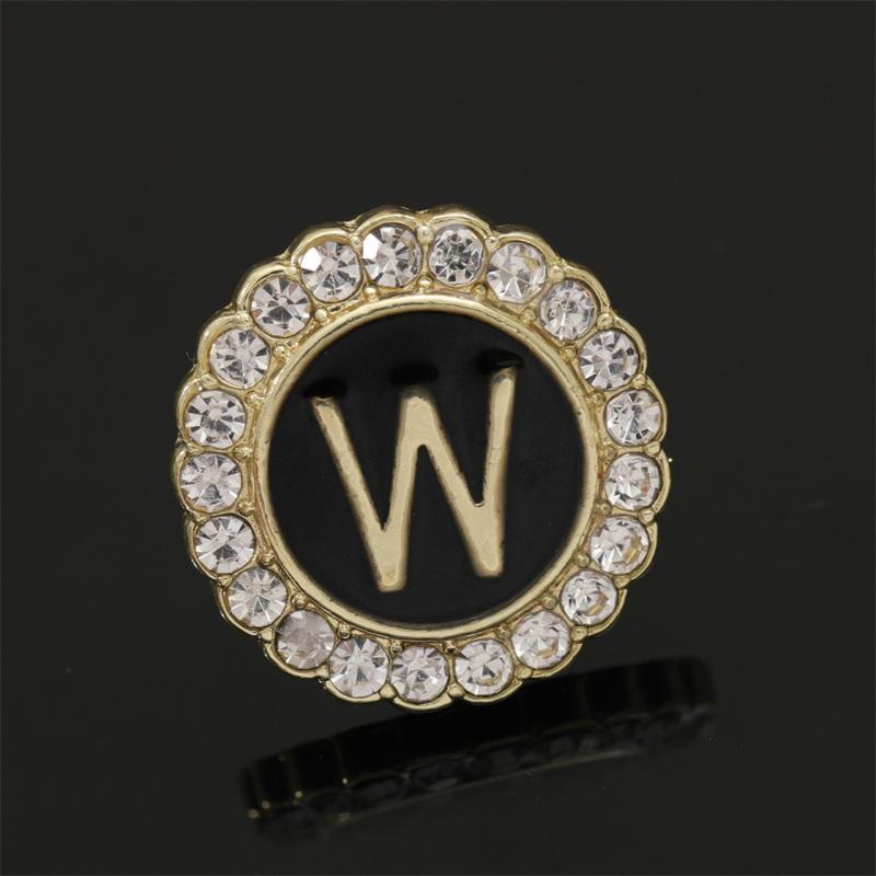 26 Alfabet Okrągłe Przypinki Inicjały Angielskie A-Z Złote Broszki Dla Kobiet Mężczyzn Dziewcząt Odznaki na Kołnierz Biżuteria Prezent