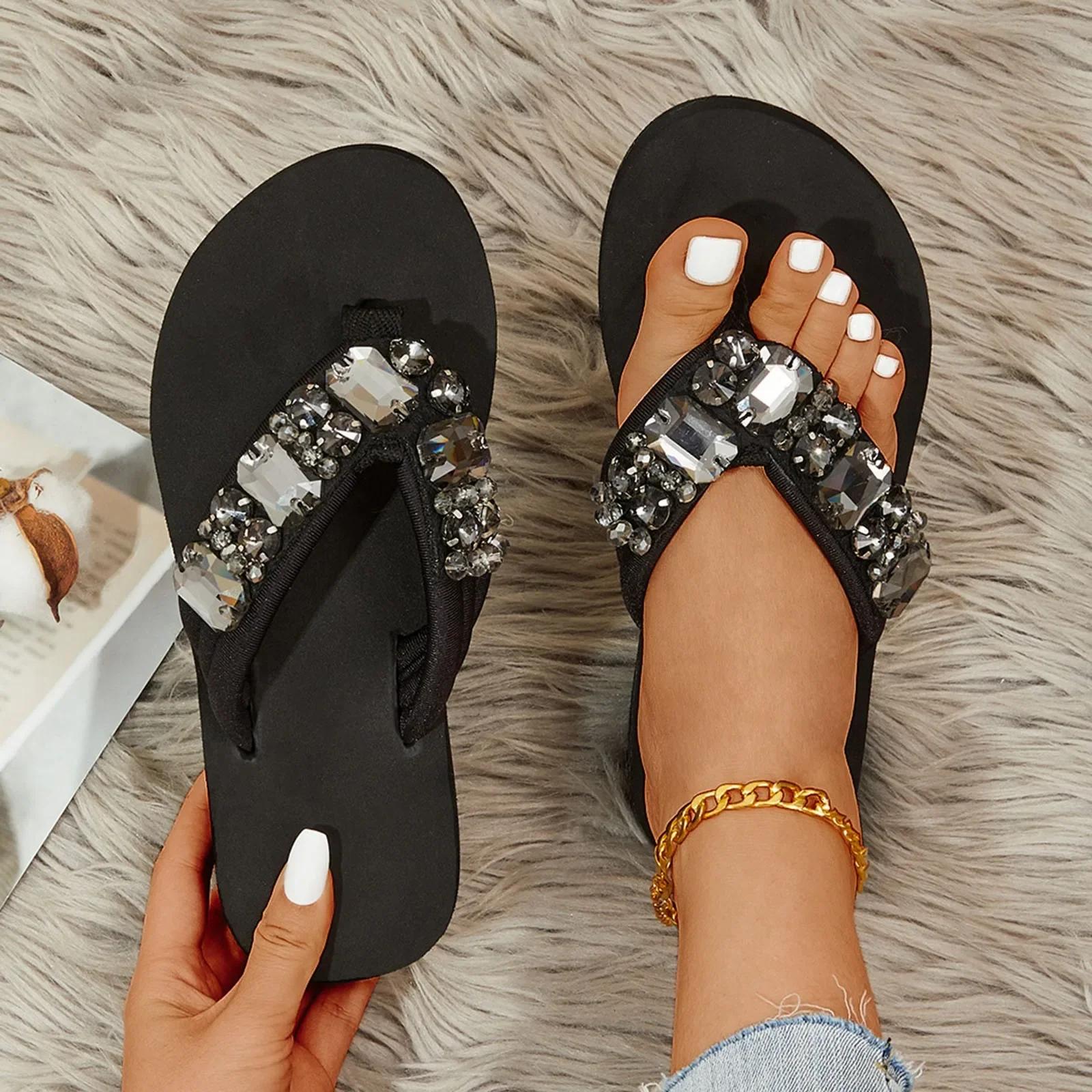 

Новые летние шлепанцы со стразами, женские шлепанцы, женские пляжные тапочки на толстой подошве, модные сандалии, нескользящие тапочки на плоской подошве 35-36 чёрный