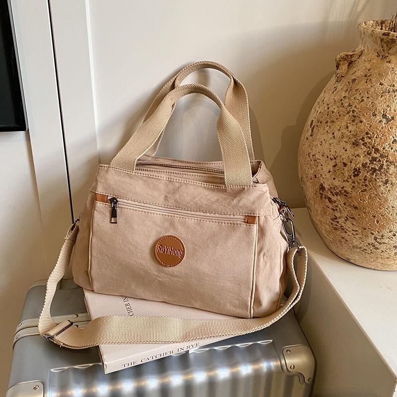 Fashion casual women's bag women's portable shoulder 2025 niche design messenger bag women's commuter large-capacity pillow bag