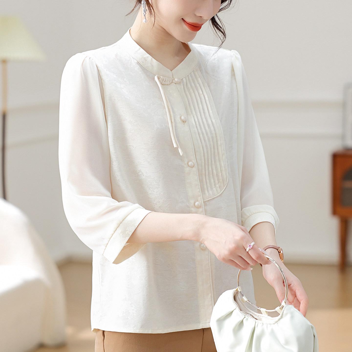 

Elegant Mid-Sleeve Chinese Style Shirt for Spring/Summer - Stylish New 2026 Collection for Middle-Aged & Elderly Women 3XL - 120-135 lbs белый
