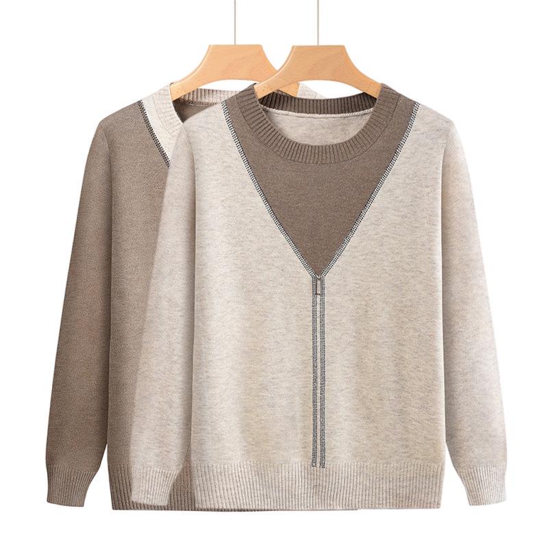 Ultra-Soft Long-Sleeve Sweater for Middle-Aged Women - Perfect for Spring & Autumn