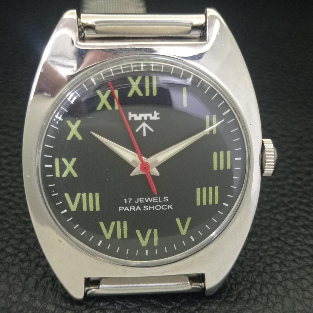 HMT HAND-WINDING VINTAGE INDIAN MENS ROMAN FIGURE BLACK DIAL WATCH A702848-1