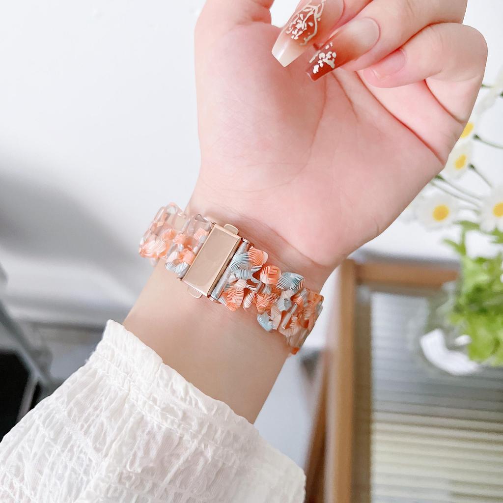 Apple Watch Band için Kelebek Reçine Kayış 7 44 40mm 42mm 38mm 41 45mm Şeffaf Döngü Kordonlu Saat IWatch 7 6 Se Serisi 5 4 3