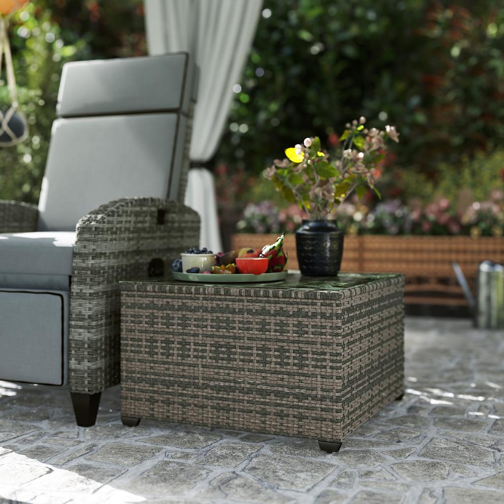 62 X 62cm Glass-Top Rattan Side Table - Light Grey