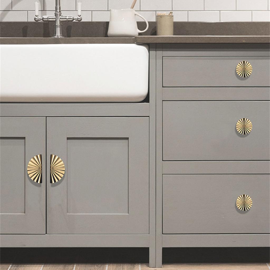 Pack of 6 Cabinets Knobs Brushed Brass Zinc Alloy Round Drawer Handle for Closet Dresser and Wardrobe Decoration