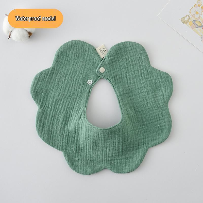 Dwustronny, wodoodporny śliniaczek dla niemowląt w stylu koreańskim z płatkami, wykonany w 100% z gazy bawełnianej