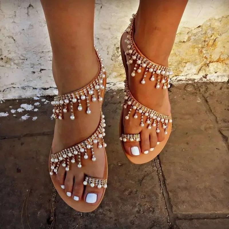 2026 Summer Women White Flat Sandals Luxury Pearls Bridal Wedding Shoes Lace Flowers Ankle Strap Beach Sandals Roman Slippers