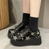 Moda Punk Plataforma Wedge Sapatos para Mulheres Rebite Decoração Ankle Boots Mulher Preto Jk Lolita Sapatos Novo Design Couro Envernizado Senhora Sapato