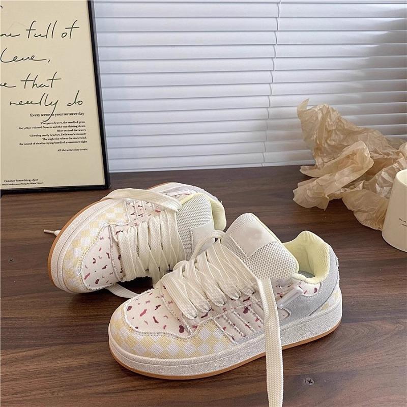 Low-top cranberry color scheme bread shoes women's tide summer new student versatile women's board shoes