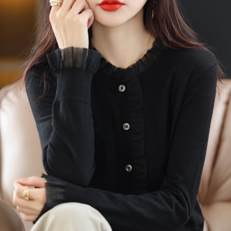 New Sweater Knitted Cardigan Jacket Bottoming Shirt Women's Fashion Short Top Fashionable Outer Thin