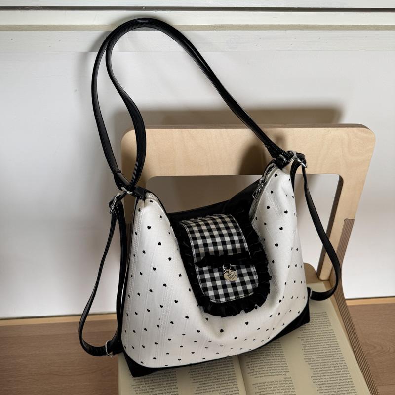 

Sweet girl love shoulder bag women s new fashion college style large capacity shoulder bag чёрный