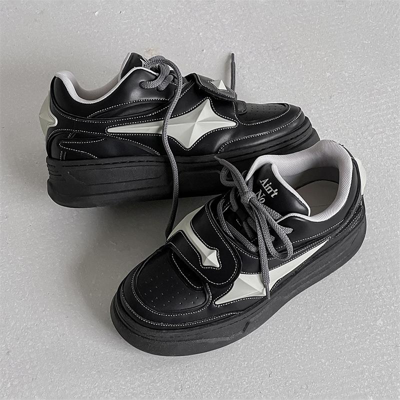 

Niche design 2025 spring and summer new four-pointed star casual board shoes men s low-top height-increasing thick-soled couple sports shoes 44