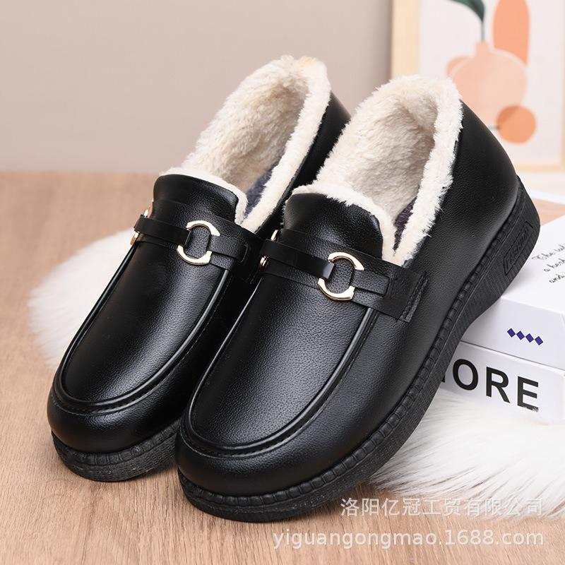 Winter cotton shoes women's cotton shoes middle-aged mother shoes old Beijing non-slip wear-resistant fashion casual old Beijing women's shoes