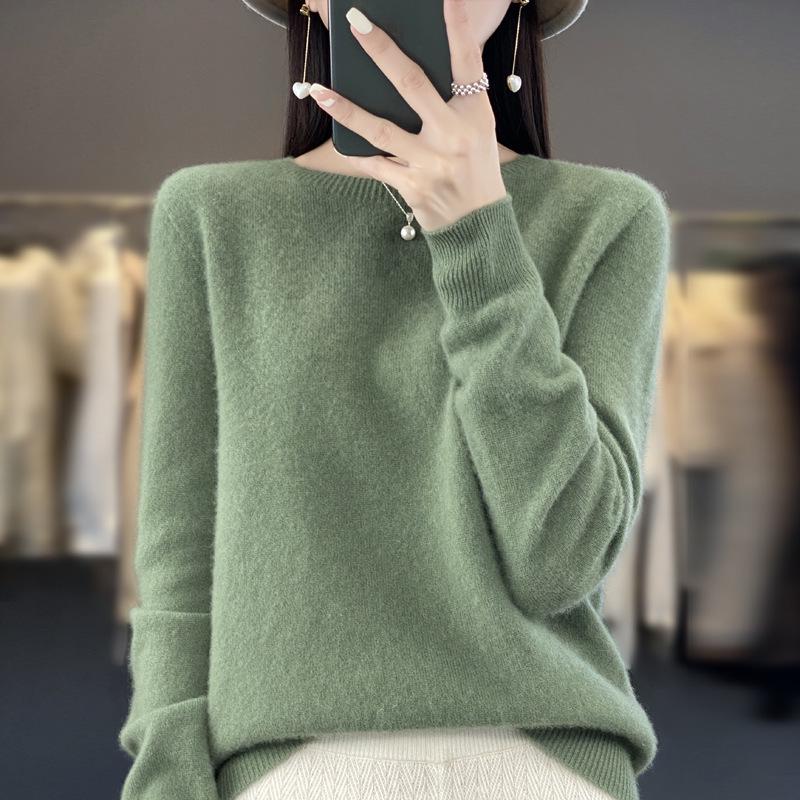 Women's Round Neck Wool Knit Sweater - Simple, Versatile, Long Sleeve Base Layer