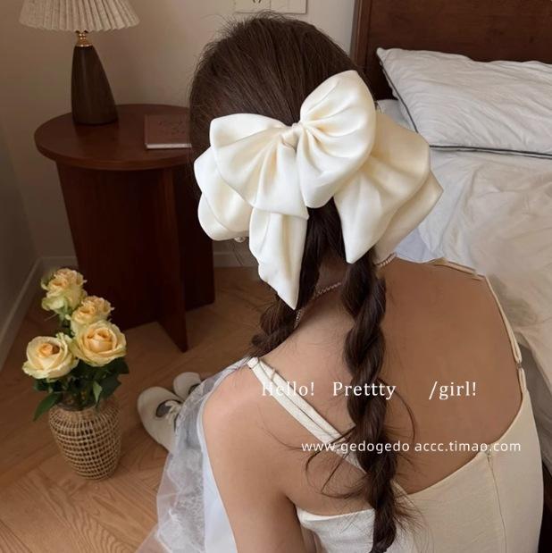 

French satin bow grab clip 2025 new back head disc hair balls bud head grab clip headdress
