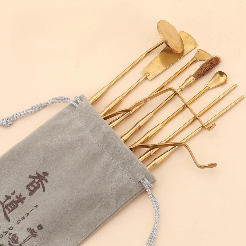 

Набор из 7 предметов из чистой меди для благовоний/Бамбуковая ложка для благовоний, шпатель для благовоний, пресс для пепла, совок для пепла, щипцы для пепла, зажим для серебряного листа Incense tool