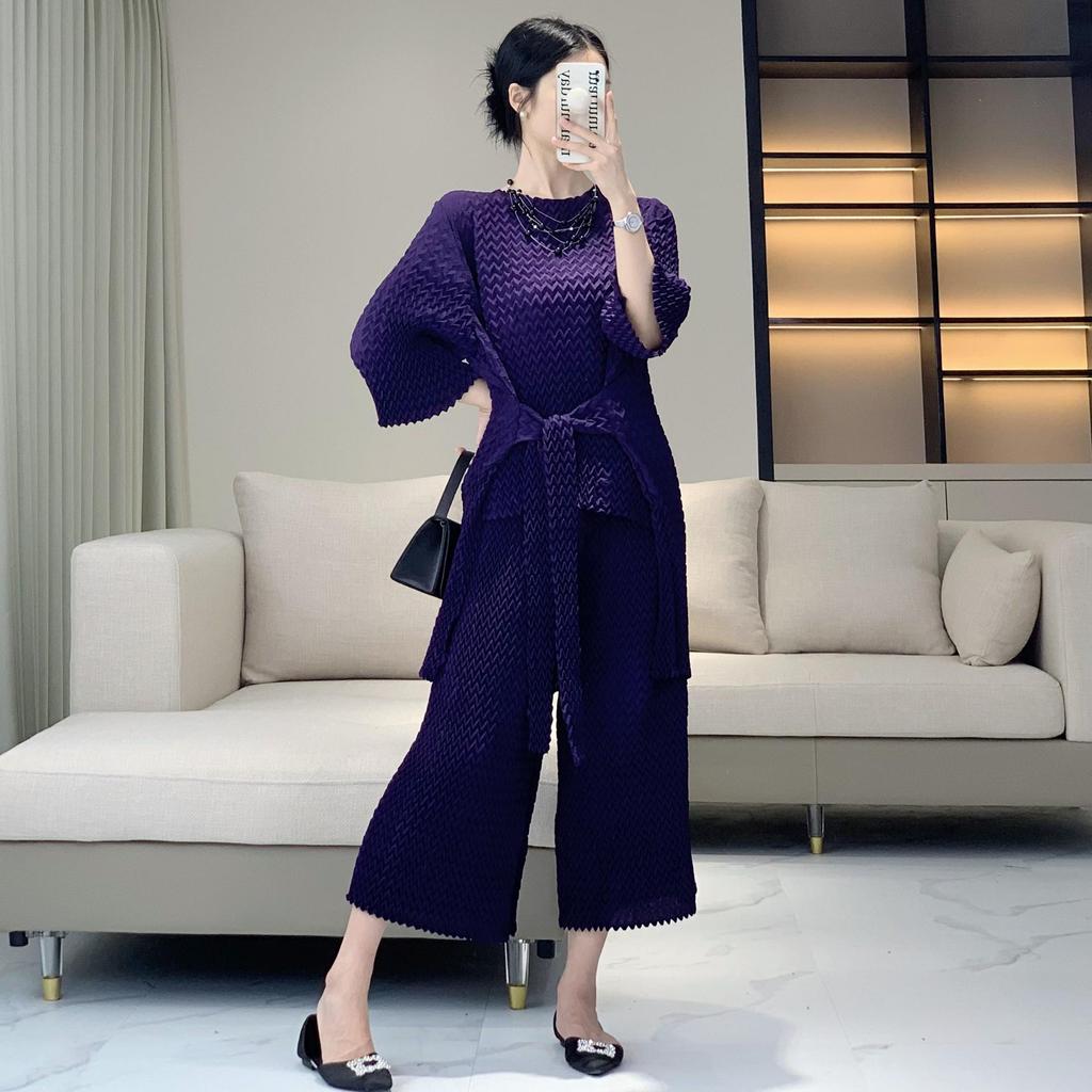 Pineapple Pleat Women's Wide-Leg Pants & Top Set: Chic & Stylish Two-Piece Outfit