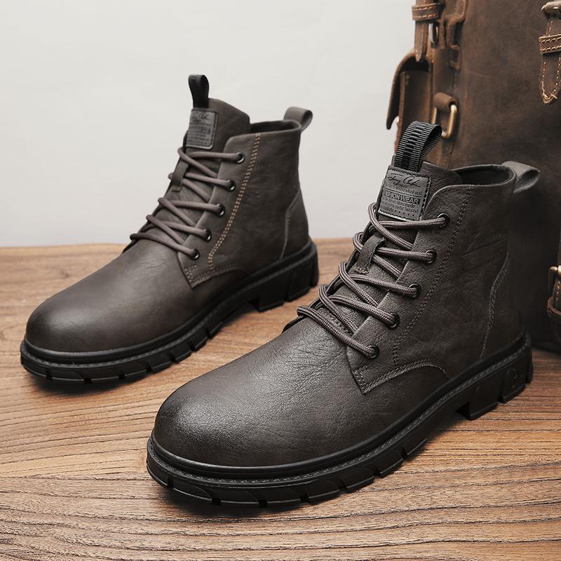 Men Leather Ankle Boots Lace Up Work Boots Durable Non Slip Soles Retro Casual Motorcycle Boots Suitable for Autumn Winter Wear
