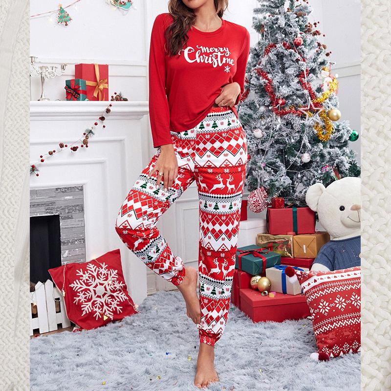 2023 Christmas Print Women's Long Sleeve Pajama Set - Autumn/Winter Collection