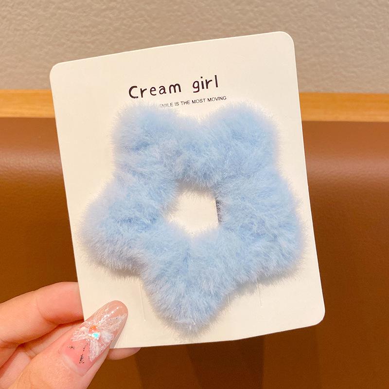 Fluffy Beige Korean Minimalist Five-Point Star Hair Clip