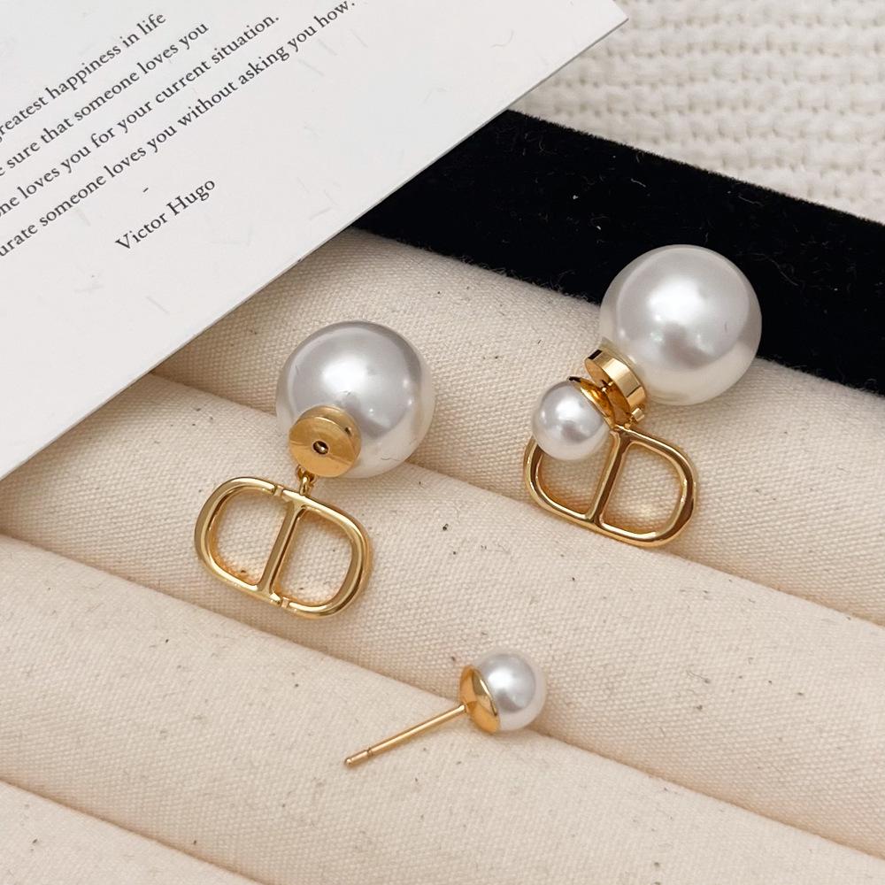 

Новый комплект украшений из французского жемчуга от Dijia: Элегантное ожерелье, браслет и серьги для женщин.