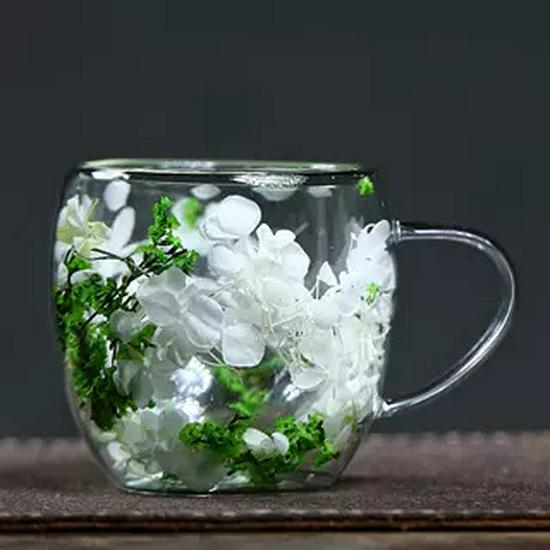 

High-Value Double-Layer Glass Cup with Handle: Net Red Real Flower Design, Perfect for Juice & Coffee, Heat-Insulating Borosilicate for Couples. Full Flower/Thickened/Cross-Border Version