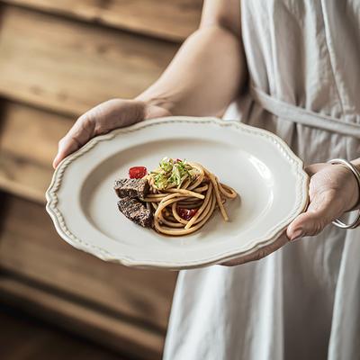 Assiette en Céramique Style Cour Premium Assiette à Steak Plat Ménager Polyvalent Assiette à Petit Déjeuner Assiette à Pâtes