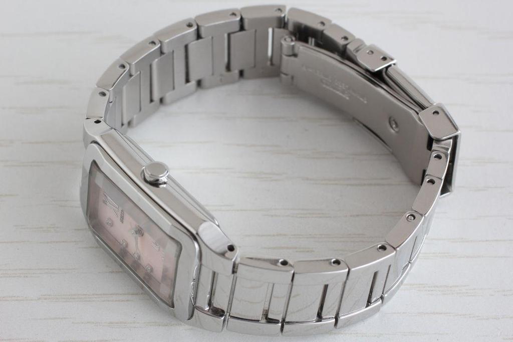 [USED] Working SEIKO LUKIA Watch 1N01-OBYO