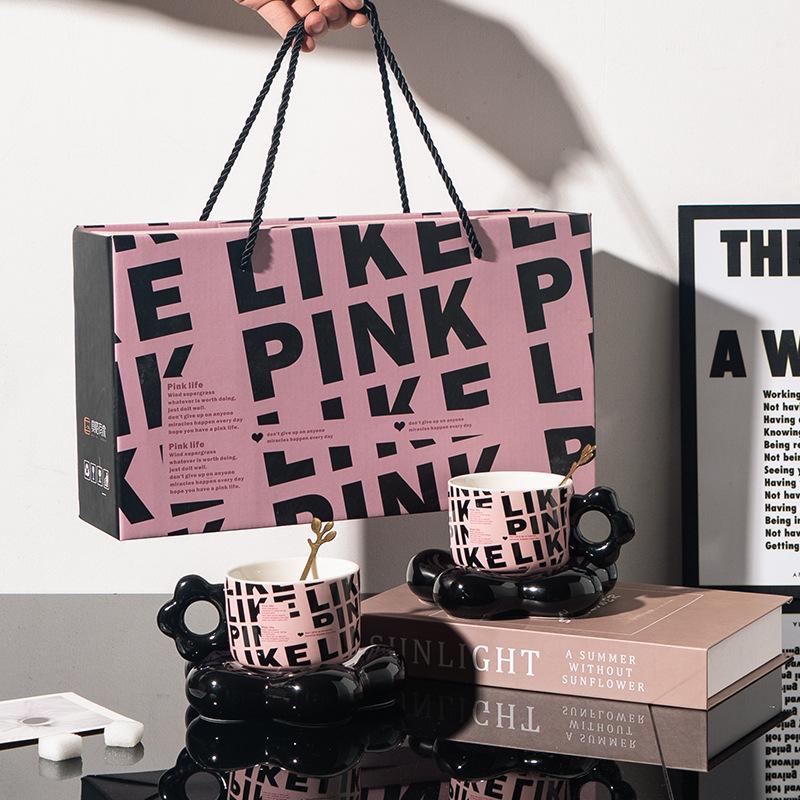 

Набор подарочных керамических кофейных чашек Yunduo Ins Fenggao Красивая чашка для воды Праздничный подарок Сувениры для мероприятий 250ml