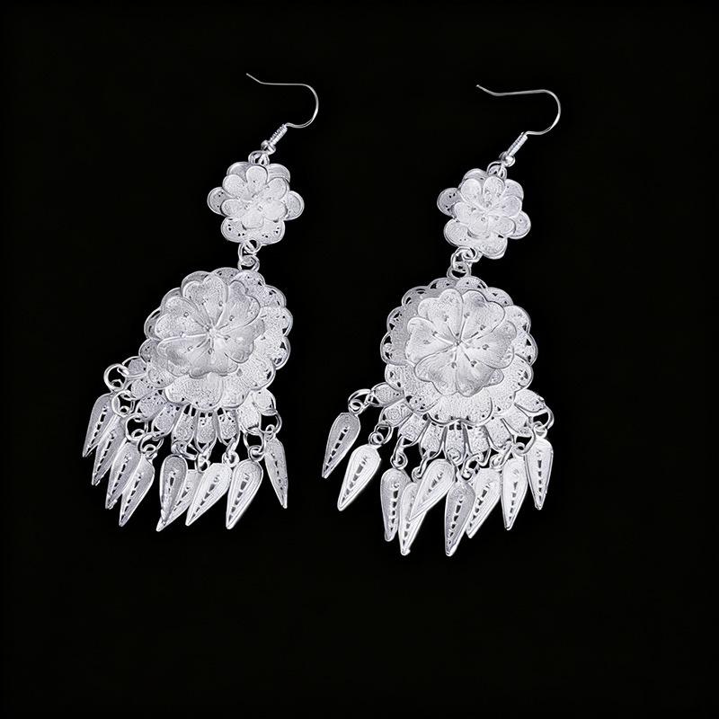 Ethnic style earrings Alloy silver-plated Miao ethnic minority Dong Yi earrings Earrings