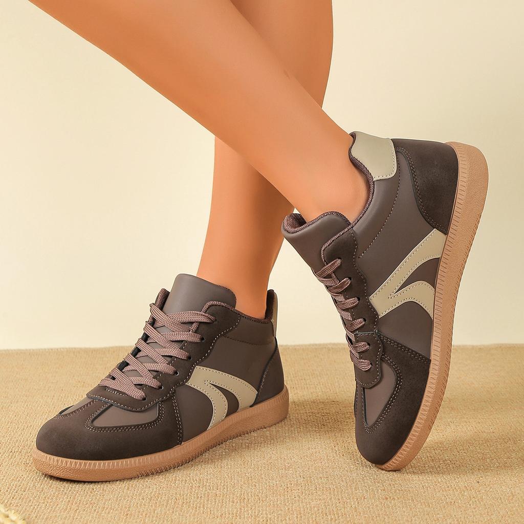 Foreign Trade Explosion Large Size High-top Lace-up 2025 Spring and Autumn New Retro Non-slip Board Shoes Casual Sports Casual Women's Shoes