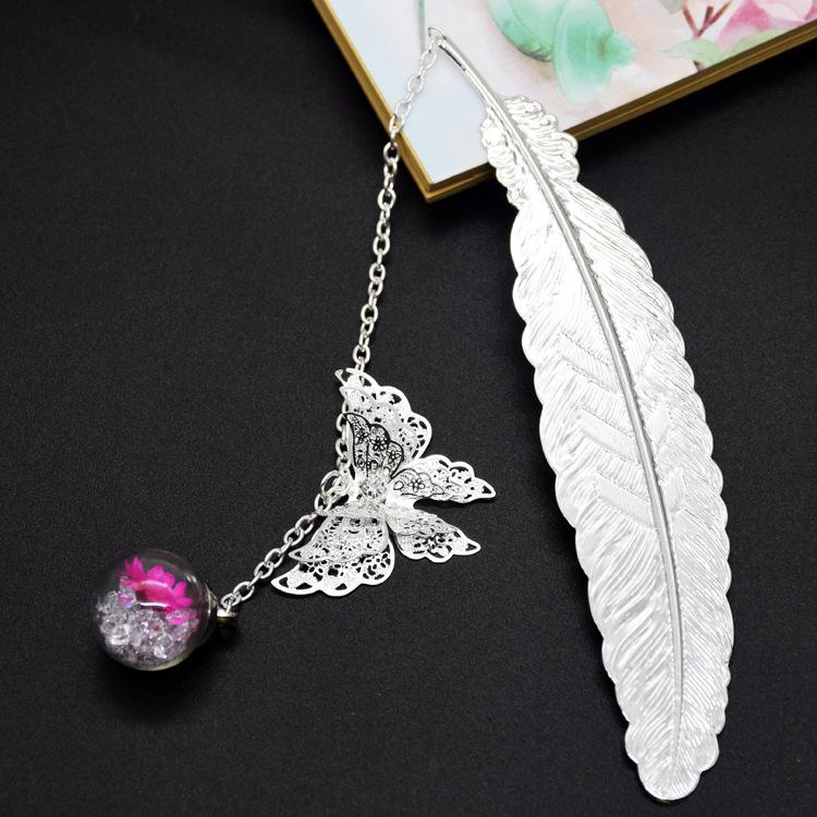 Chinese Classical Metal Feather Bookmark with Brass Butterfly & Blooming Flower Design Gift Box Set