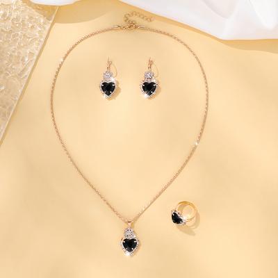 4-teiliges herzförmiges Zirkon-Set mit Anhänger-Halskette, Anhänger-Hakenohrringen, Ring-Set, modische, vielseitige, süße Accessoires