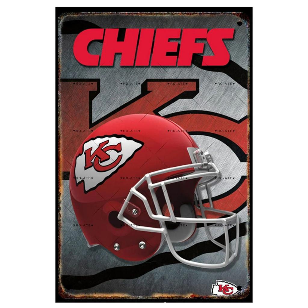 Football Helmets Metal Tin Signs Wall Decoration Plaque Vintage Art Poster Iron Painting for Man Cave Home Cafe Garden Club Bar