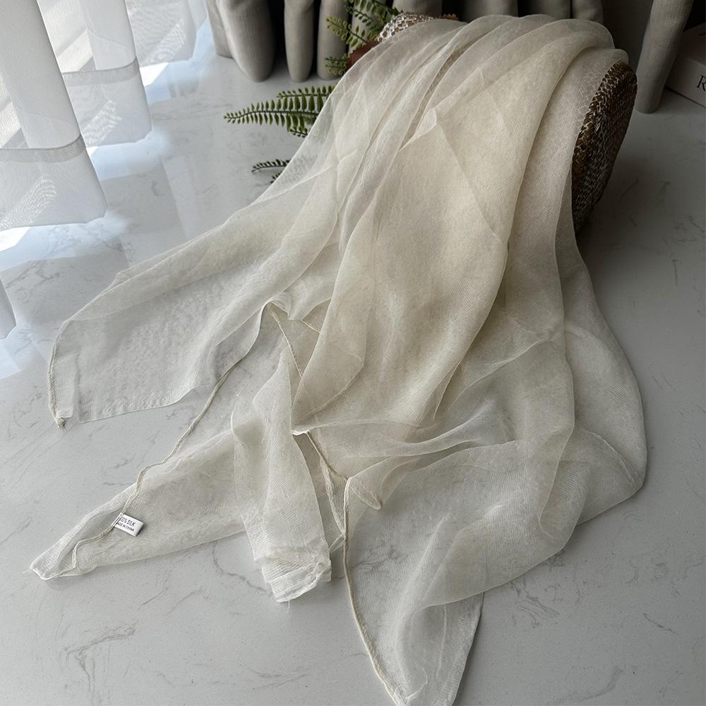 New Fashion Blended Square Silk Scarf Light Soft Neck Warm Female Silk Scarves Shawl