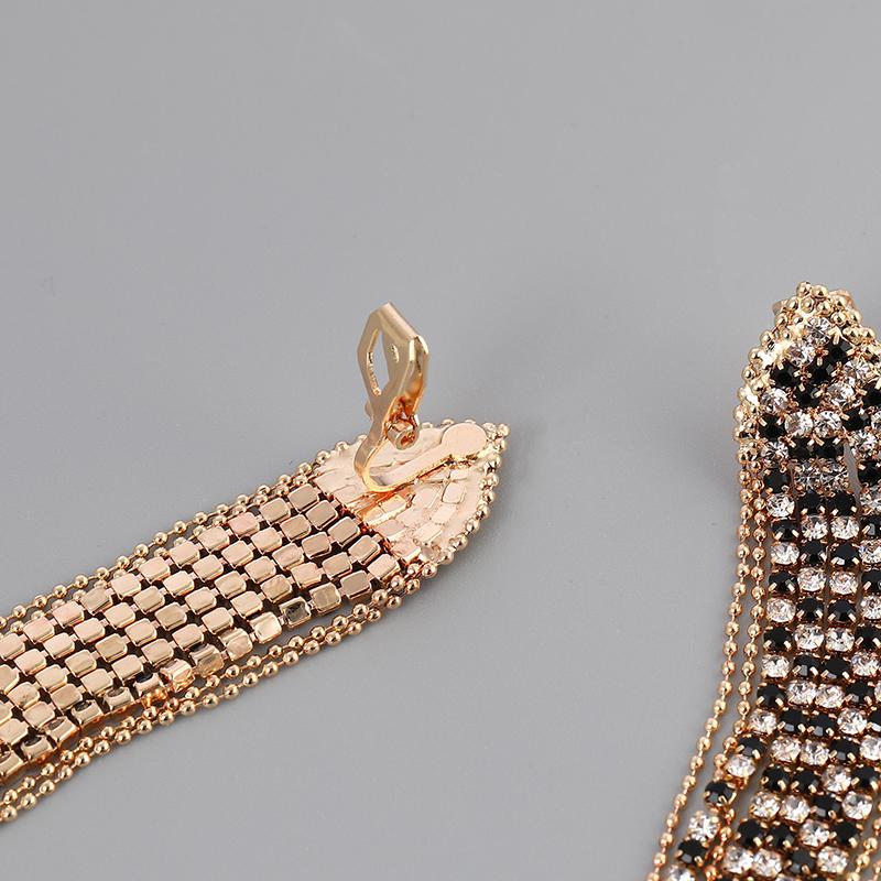 New Classic Shiny Crystal Clip on Earrings Ladies Exaggerated Long Tassels Colorful Rhinestone Non Pierced Earrings Jewelry