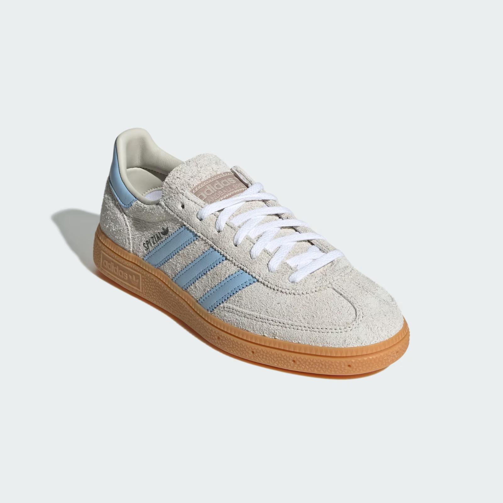 JS0241 adidas Originals Handball Spezial Alumina Clear Sky Gum (Women s) 6.5W